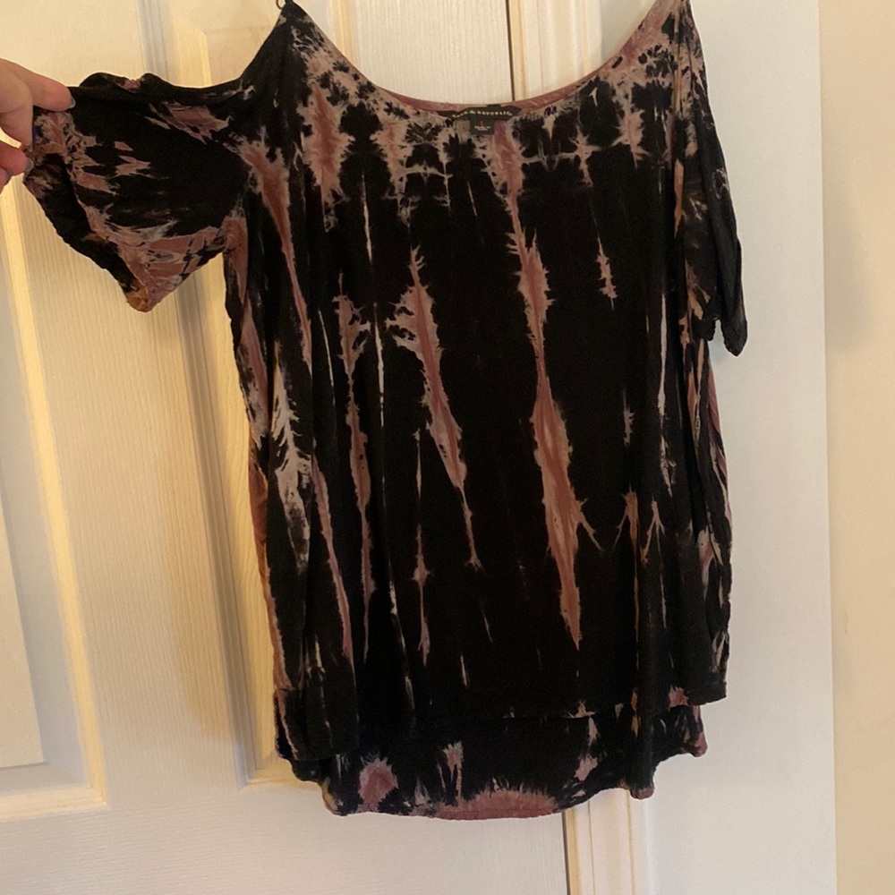 Off the shoulder tie dye top